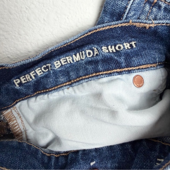 American Eagle Outfitters Perfect Bermuda Jean Shorts Womens 14 - Picture 6 of 10